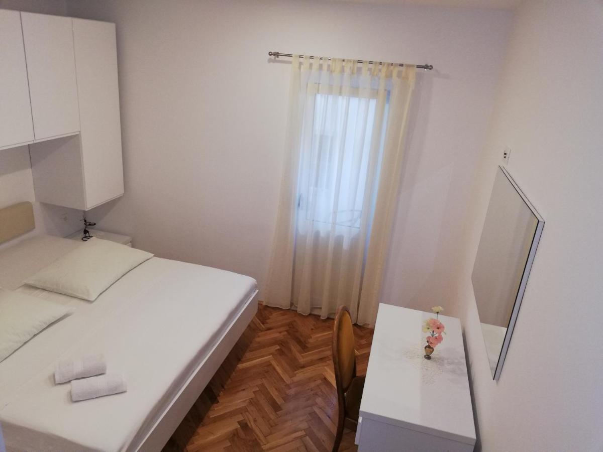 Apartment Anita Makarska Esterno foto